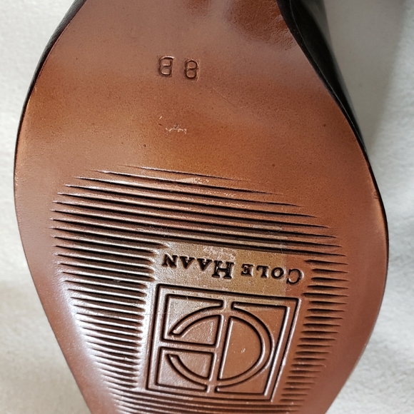 Vintage Cole Haan Leather Dark Brown Walking Heels Pristine Designer Luxury - Picture 10 of 13